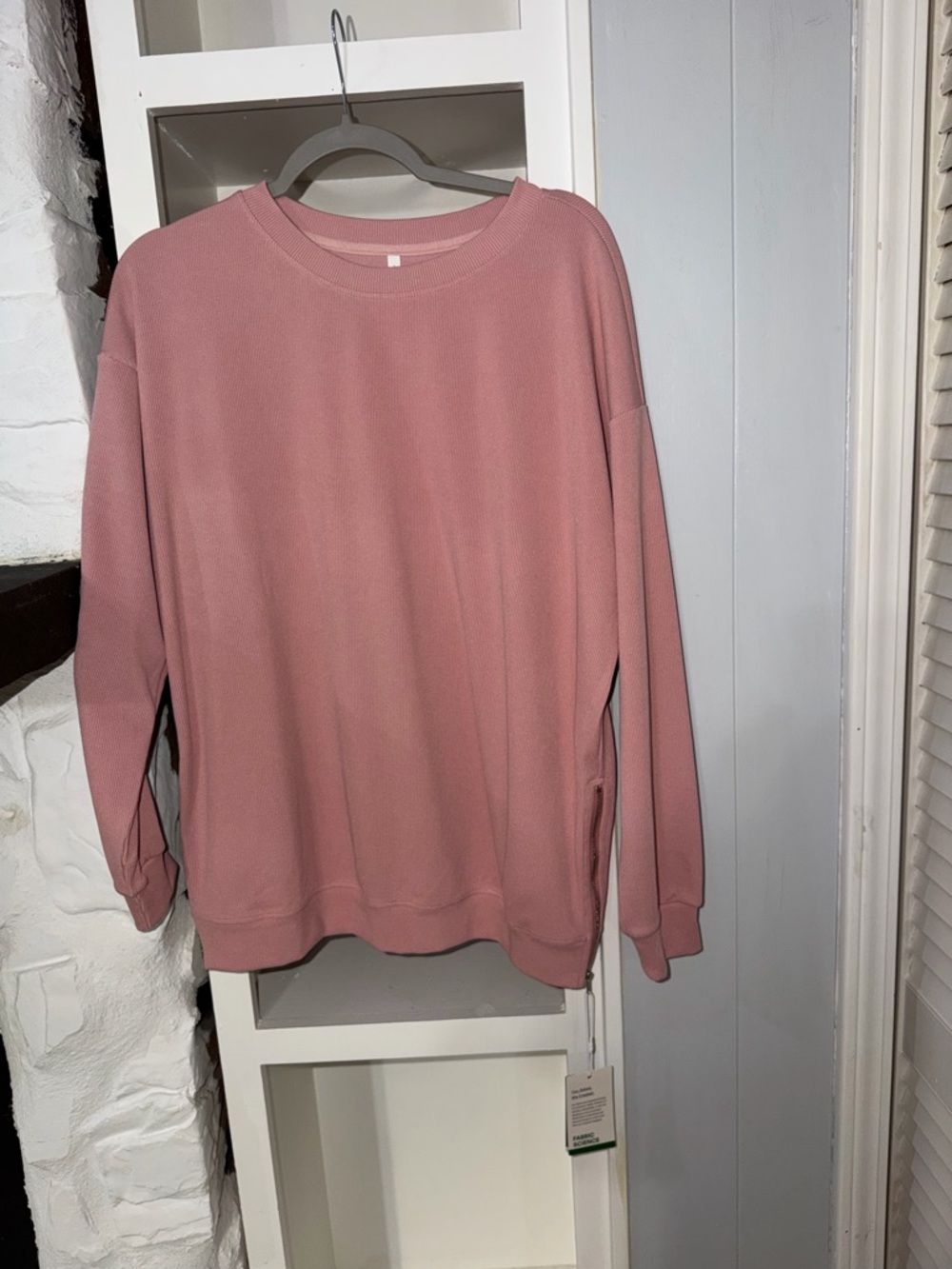 NWT Halara Dusty Rose Crewneck Sweatshirt
